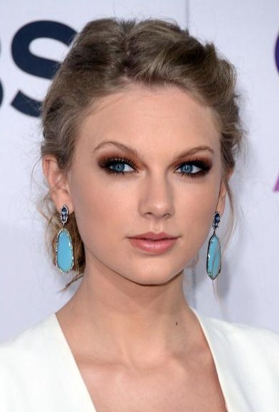 Тейлор Свифт макияж People’s Choice Awards 2013
