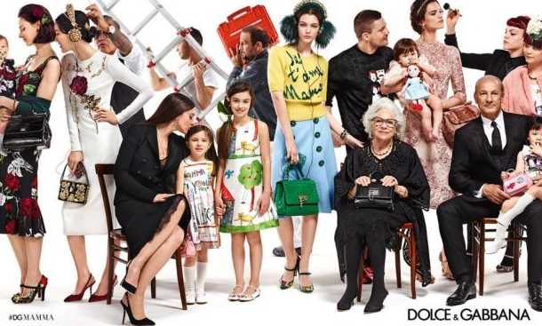 Dolce&Gabbana представили осеннюю коллекцию в виде семейного селфи