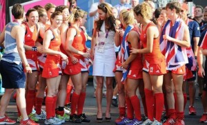 Кейт Миддлтон в короткой юбке на Олимпиаде