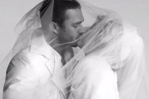 Леди Гага вышла замуж в новой версии видео «Ты и я»