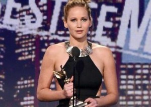 Дженнифер Лоуренс получила премию Spirit Awards 2013
